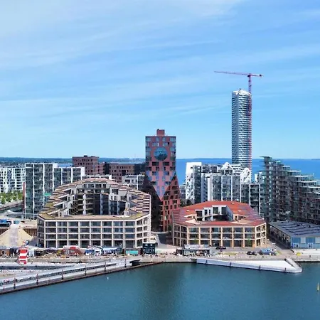 Apartment Directly To Seafront Of Bassin 7 With Big Balcony And Free Parking *